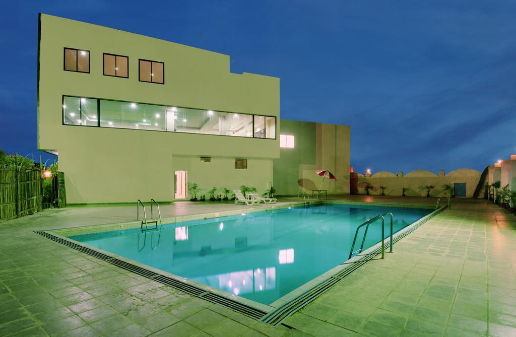 Hotel Balaji Central Ratlam Luaran gambar