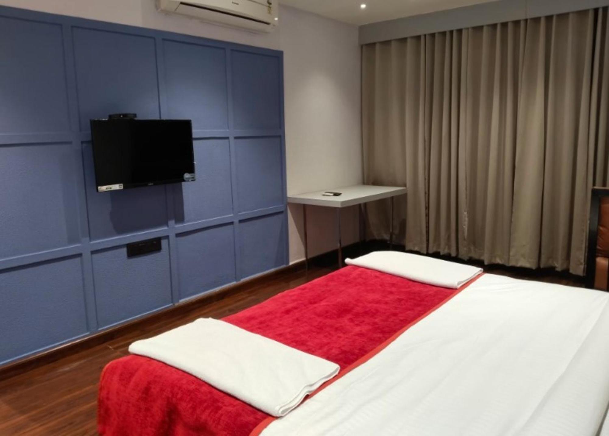 Hotel Balaji Central Ratlam Luaran gambar