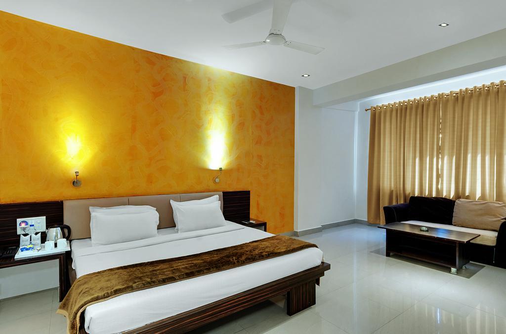 Hotel Balaji Central Ratlam Bilik gambar