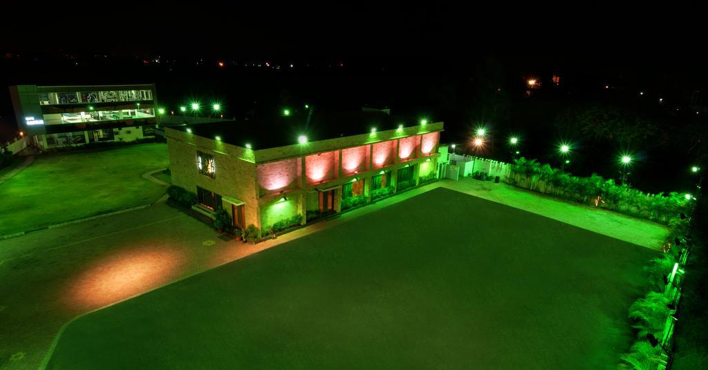 Hotel Balaji Central Ratlam Luaran gambar